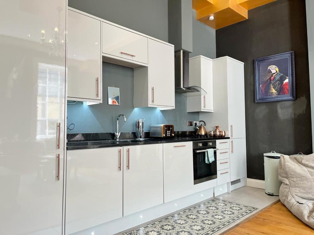 Unique & Luxurious 2 Bedroom City Centre Apartment Nottingham Exterior foto